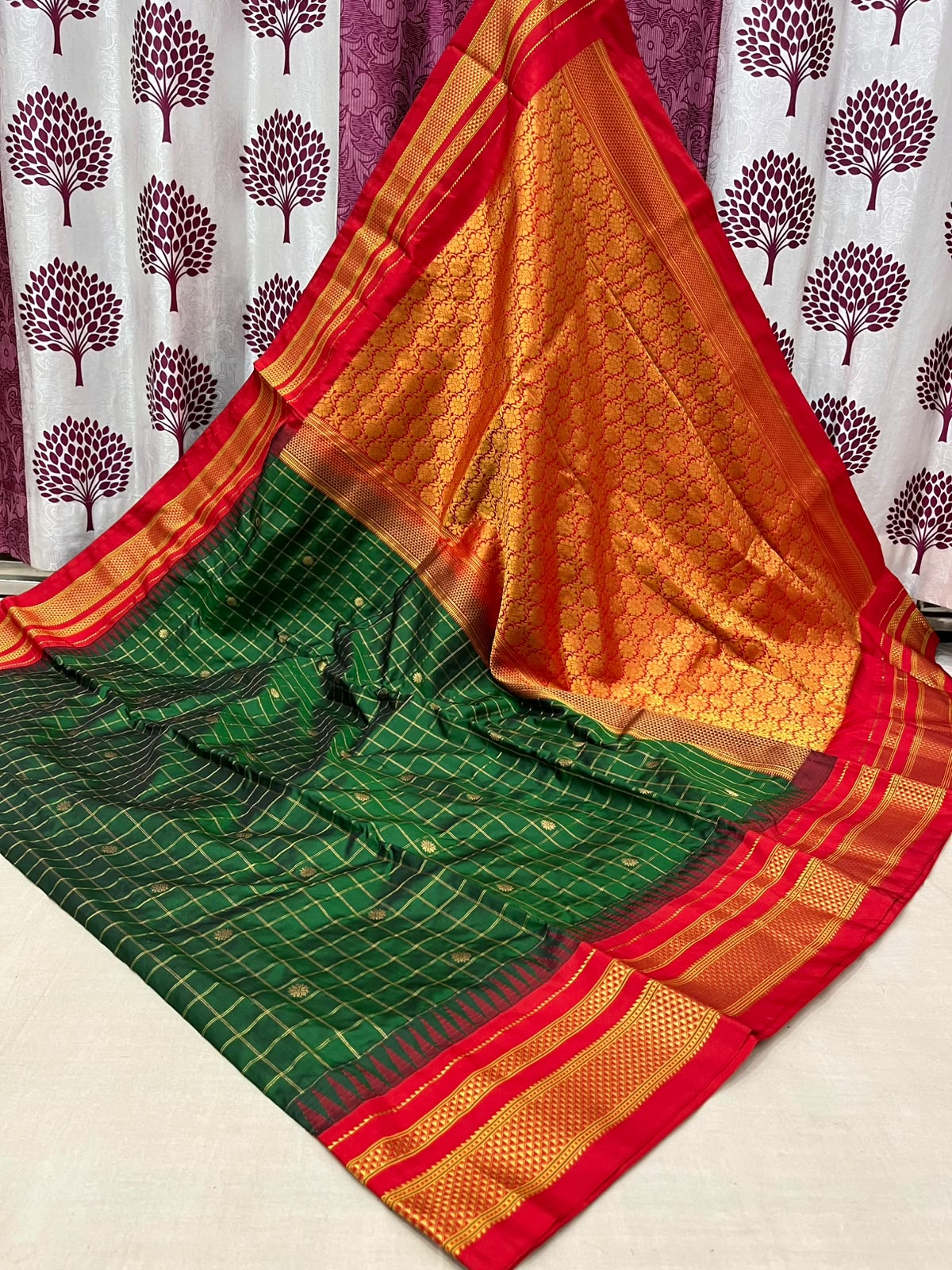 0a5b9294aa922ae1353fb208c5f64f8e529b949fe976a87f23bf9f13026d3f91
