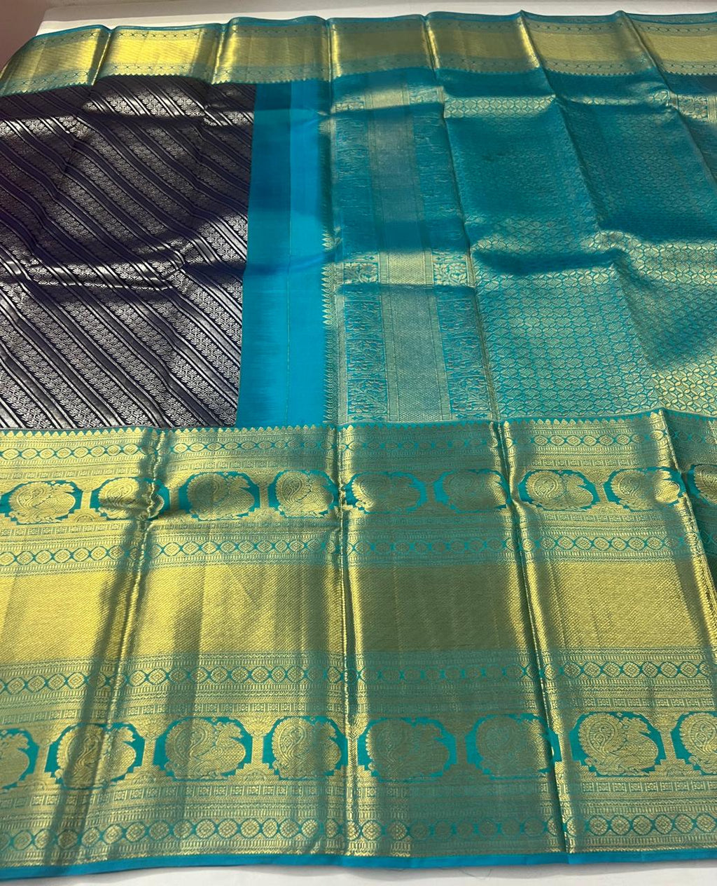 121f9efee7ff20822f09397c75cb3b3e8eb67aacfc765fd742a1d76667d914ef