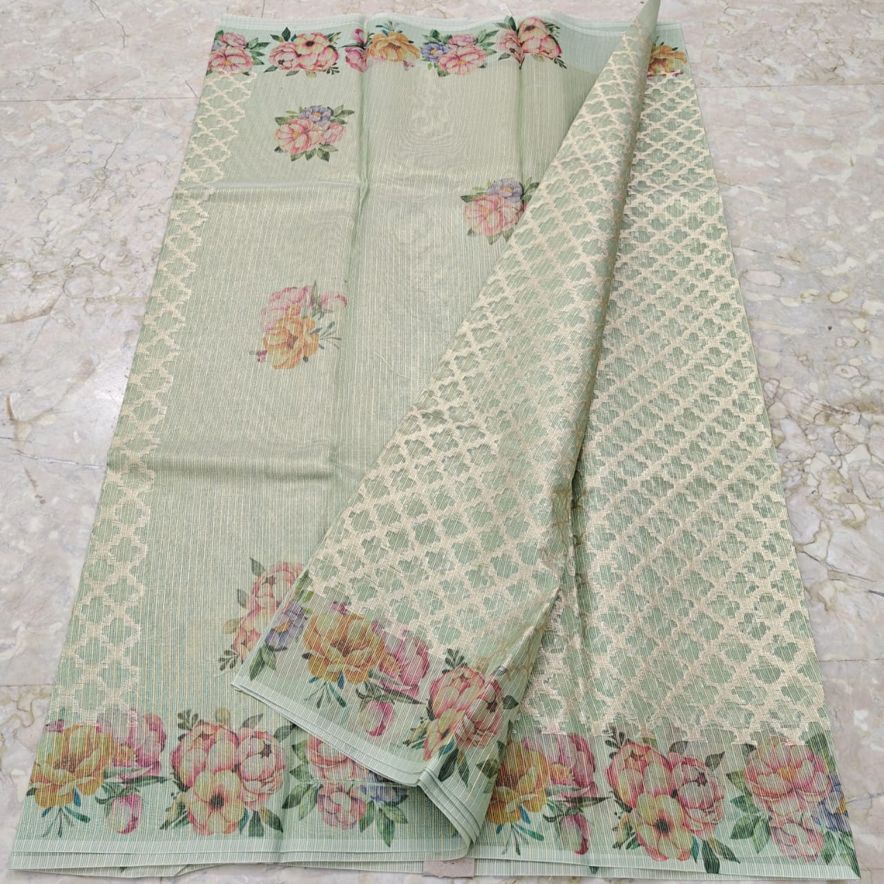 18aa7f0e9e391e4e1dc50cccd74d8af0c69965303b1e671af6bcdc4182ff8a27
