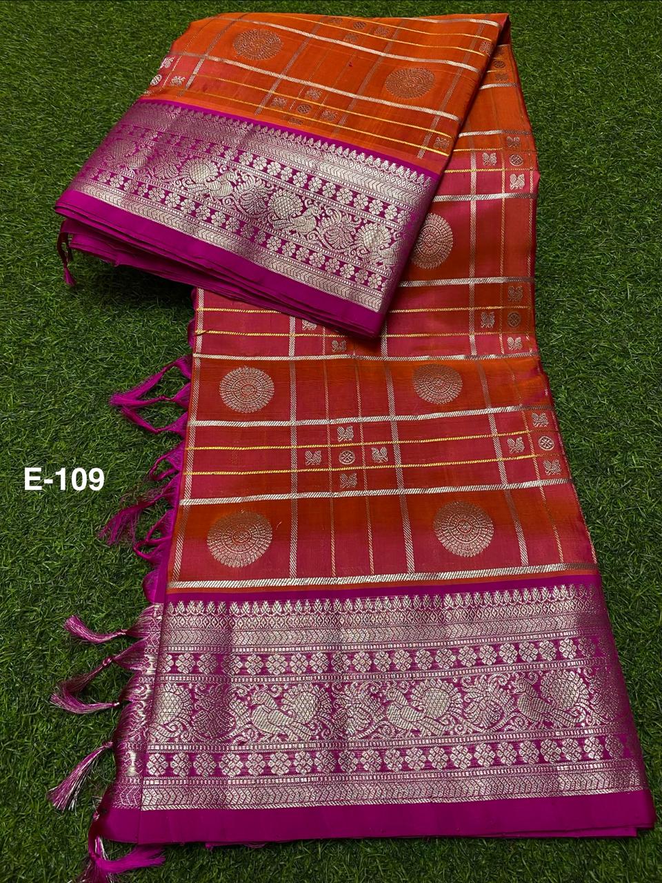 260eccaf78c2bb6c4991c999d0f40ab45405779e704b3ae0233477c08fc79074