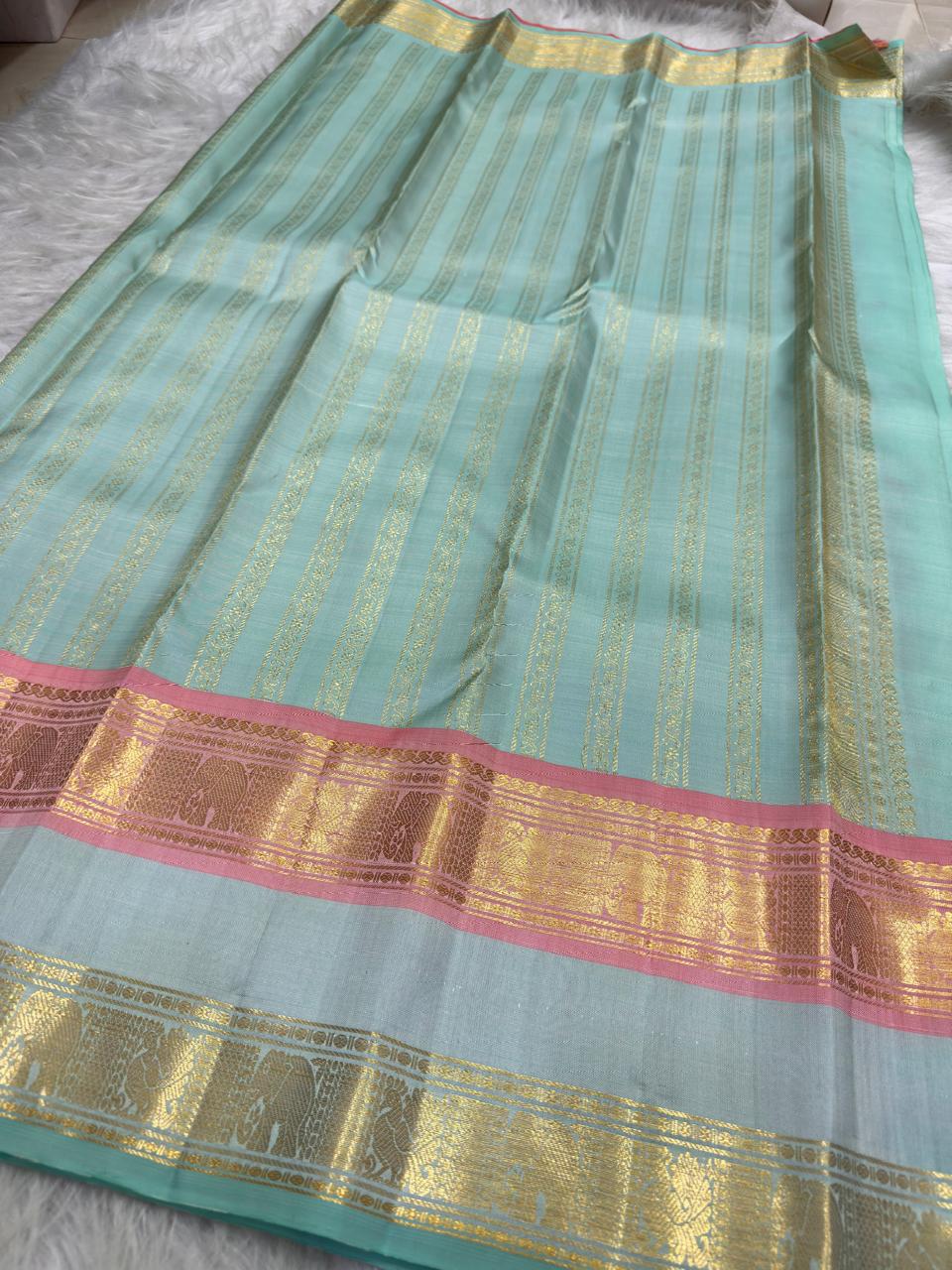 29250e04f0ad323cc14d9964db85ccb2ac4dc29937f9d1c7aa67f5d742c93b47