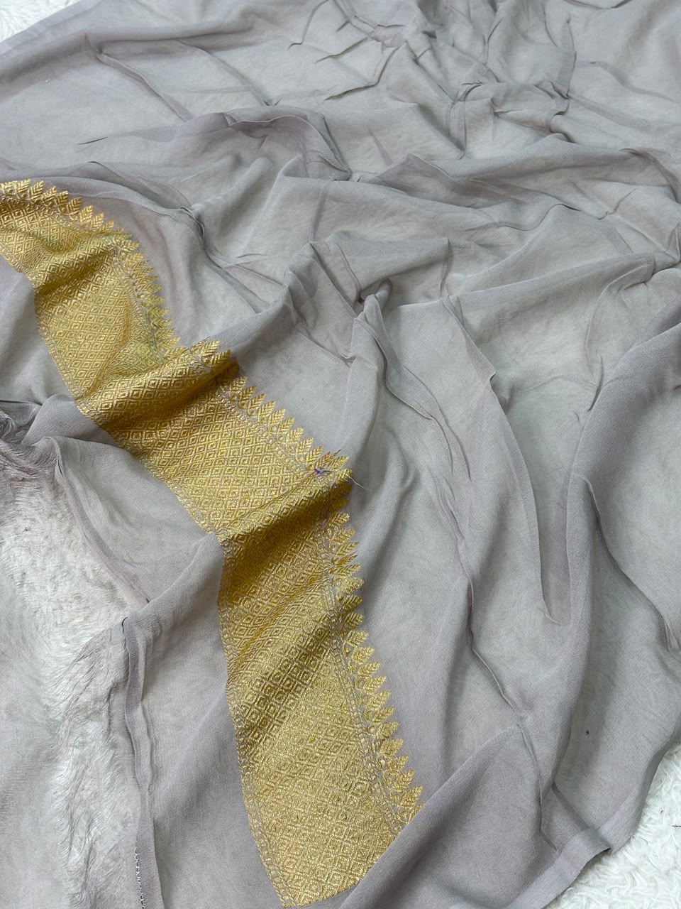 31991206e2e2968a357f49037a6da9edaf449d5cedf95e1e43ea17a52d3d91be