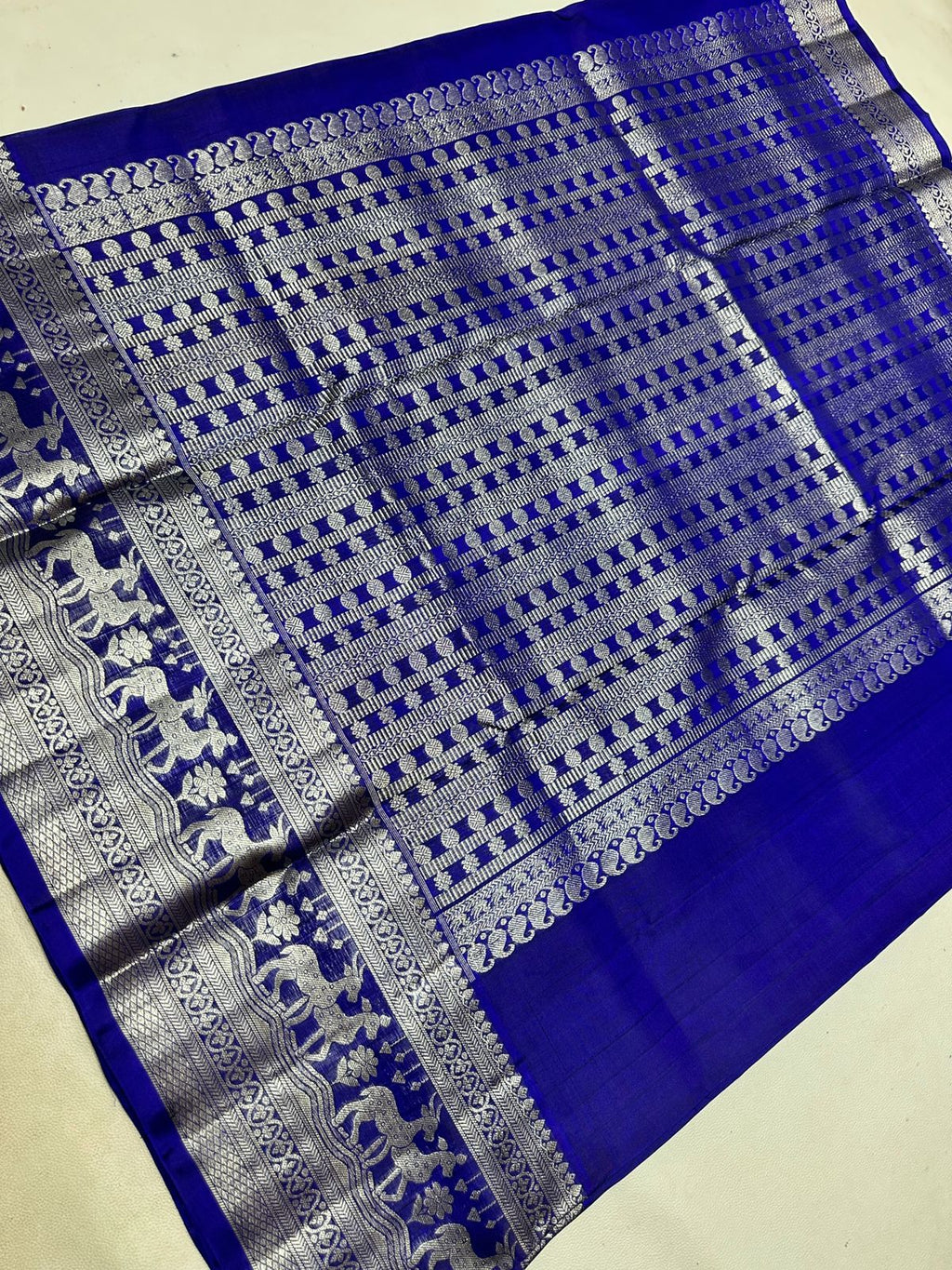 422af5f0ff37cae7973b7ff36fc056df854a32ab4cddfab57351f1aa1910b6c3