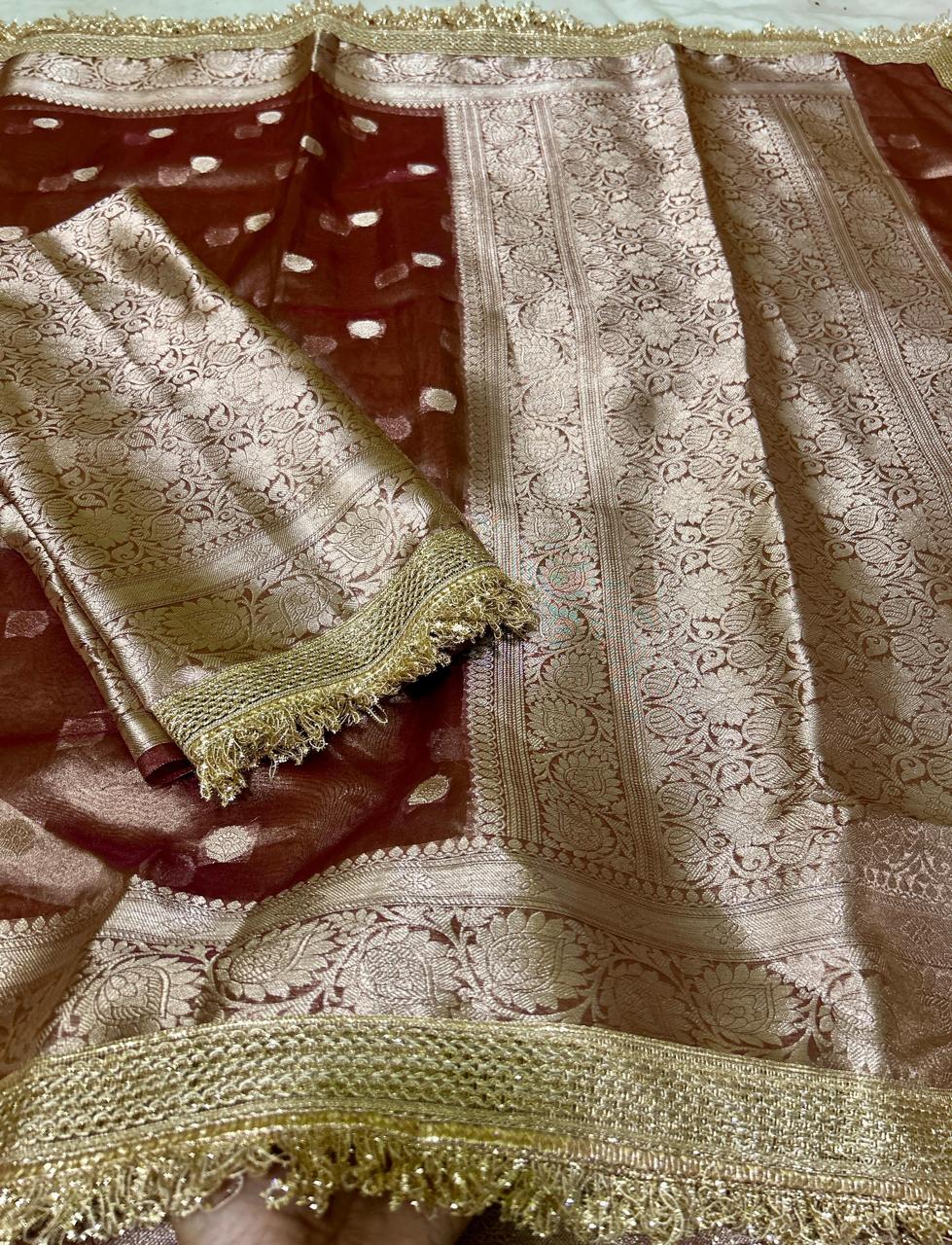 434999a4dd5c9f3369705048f4f4048cf4a823e8e439fa11b9877594bc45e43f