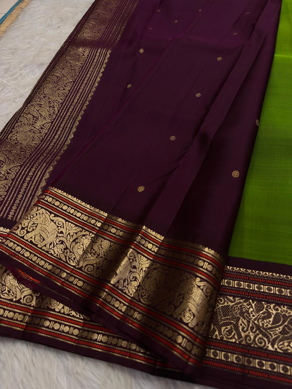 85ebdfe2827b9ac97909d1c7b57f0aa30a14b898f2d8b9d6161d9bc8a0dc4dd9