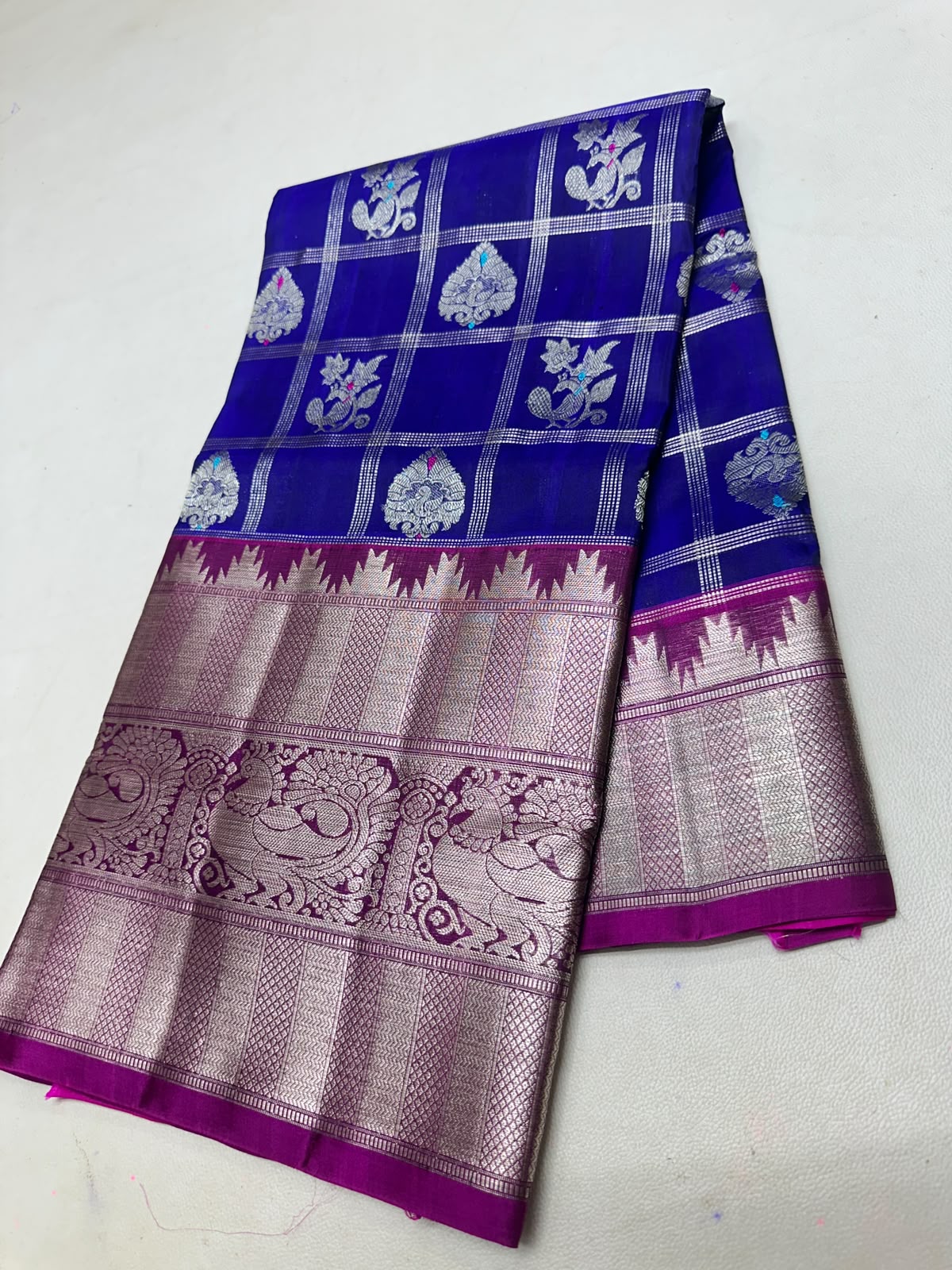 8e5e72edb4dfff71ff4a2cc90644febe97eaea39c2203c4623201b83562bb3e9
