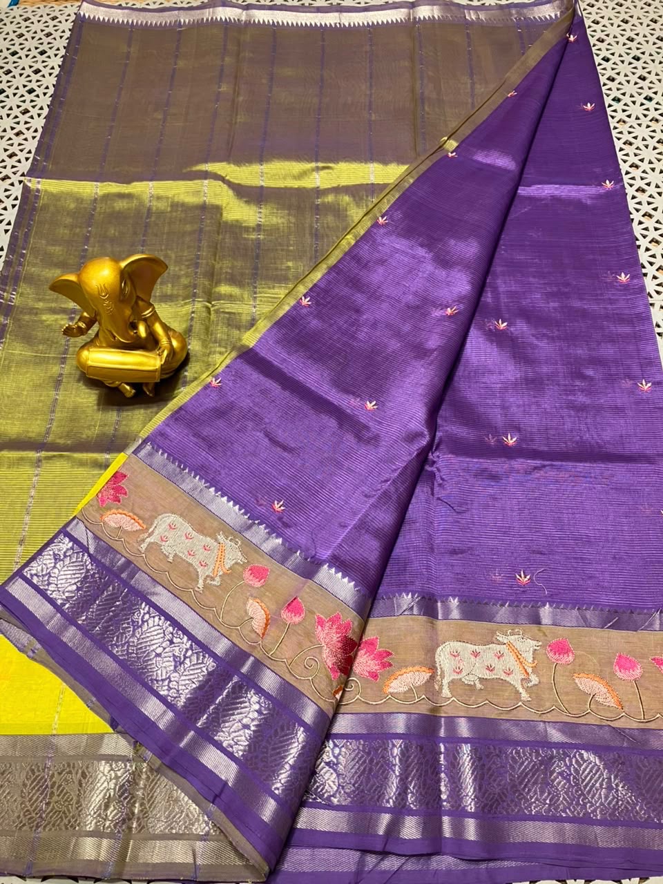 90000a8fb863aa20f92ecd0e05ca0c41878e8aae5b5fc06367279787f7b3a4e2