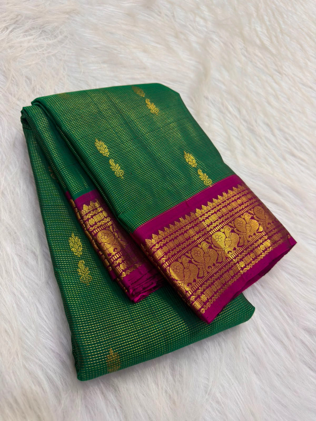 a11f065acbb0fbe7c19c475e2f6e6be6bfd7d12aee1e11c889926f68c23c2b45