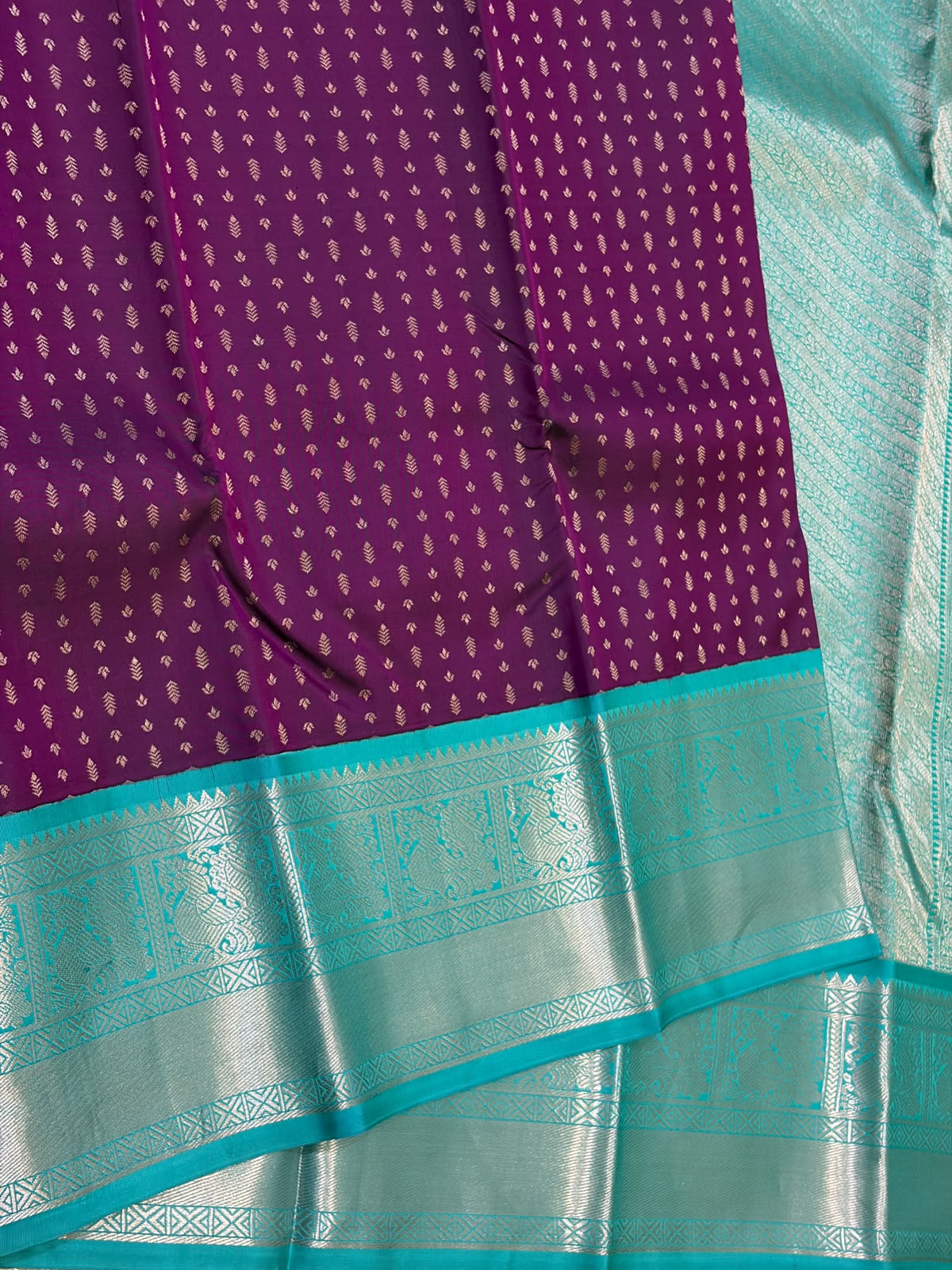 abb6727fdfb82980a772274e6df798ffa8f0b36a77a915516848f3de644e271f