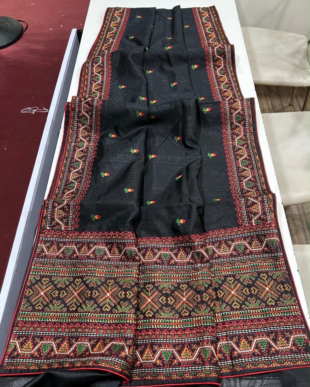 e61c40eabb356638edc9d5d61695f0ba1757282bb6de913f3dc38c39e557930a