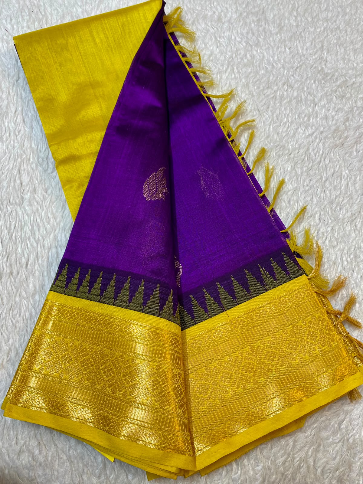 e832007725c858de1bbaca4a4bd27d5468e7f8b8a12416e86b87fc1438e302fa