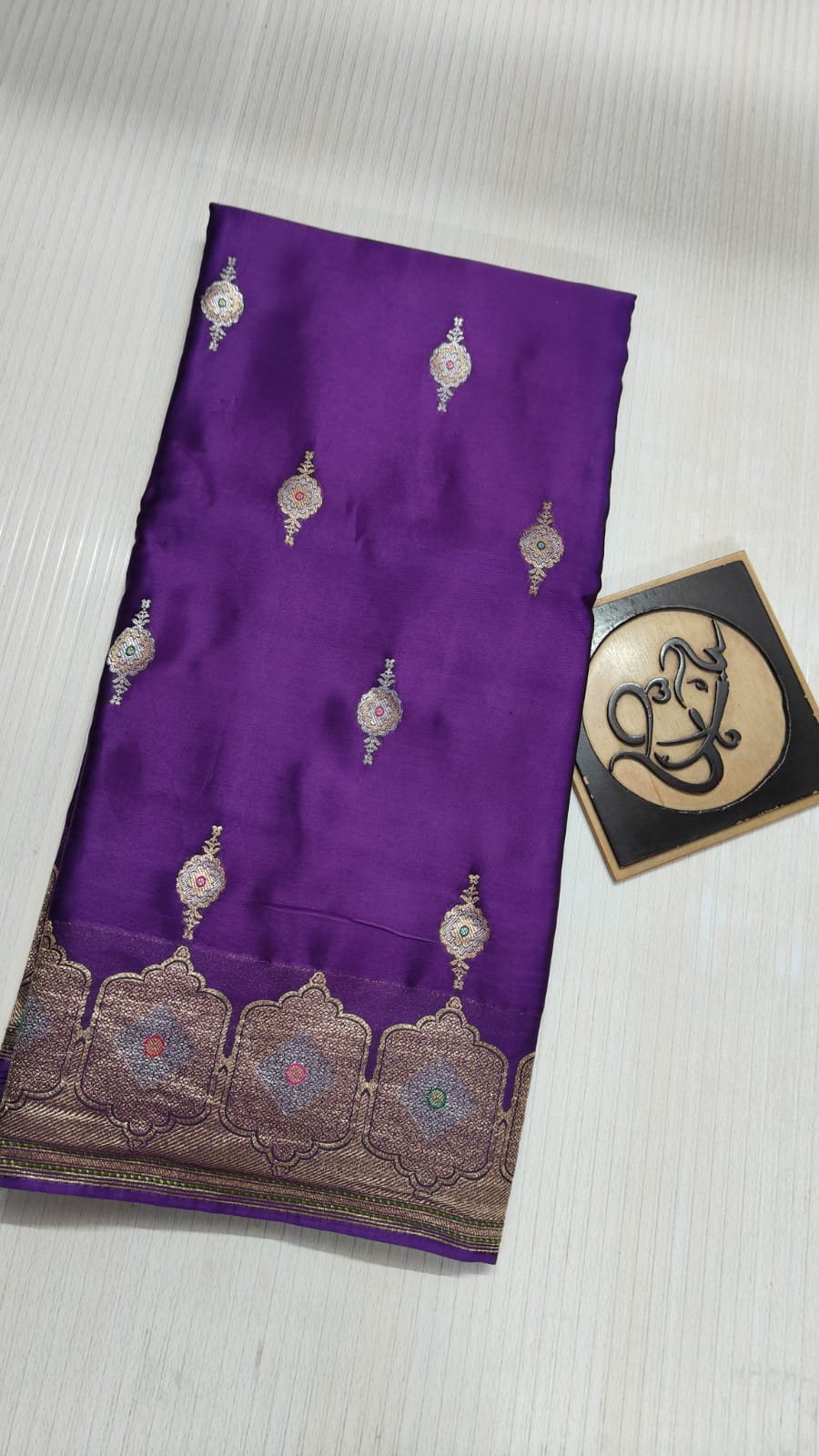 f9397451dae1c41700d1143272975b1dd9eaba08021dee9a4347862806631b8f